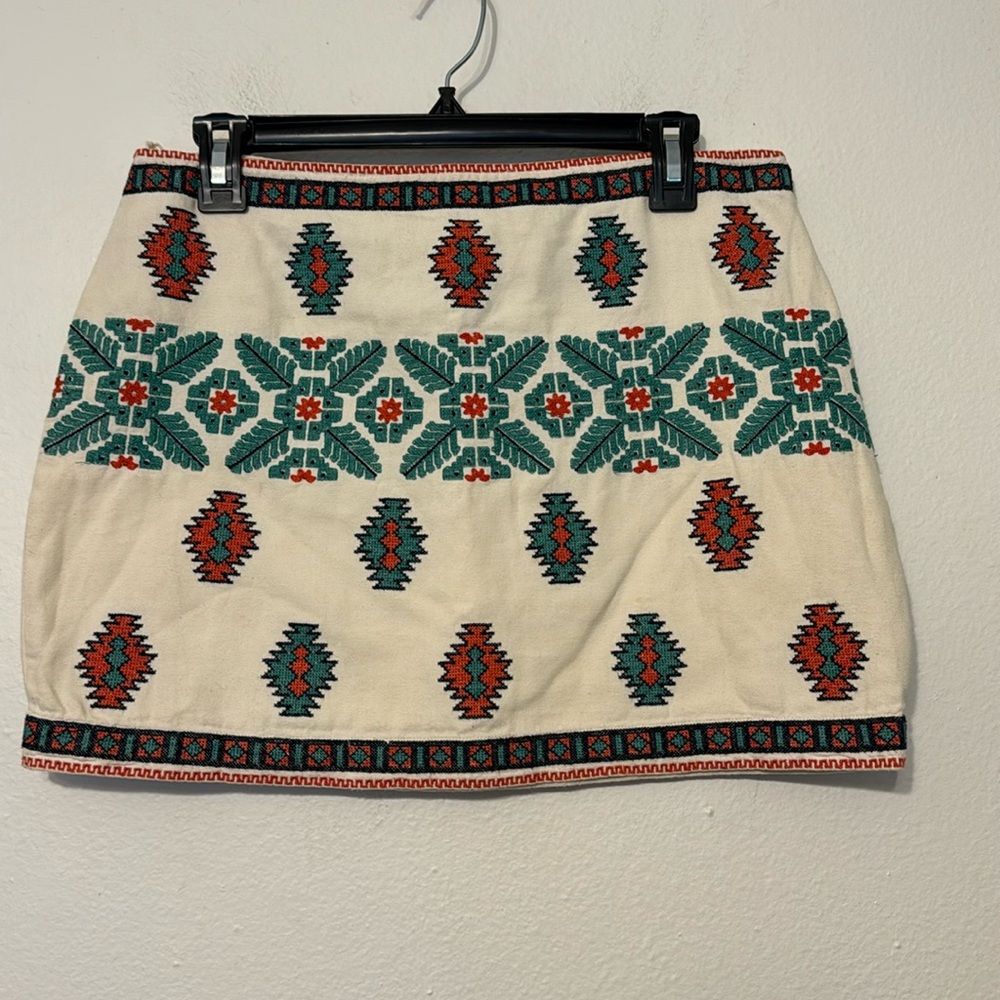 Zara Woman  Embroidered Aztec Print Skirt